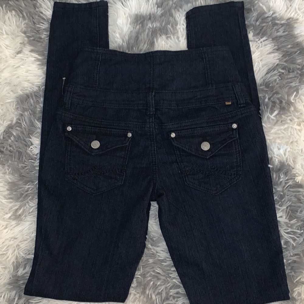 Almost Famous High Rise Jeans - Picture 4 of 8